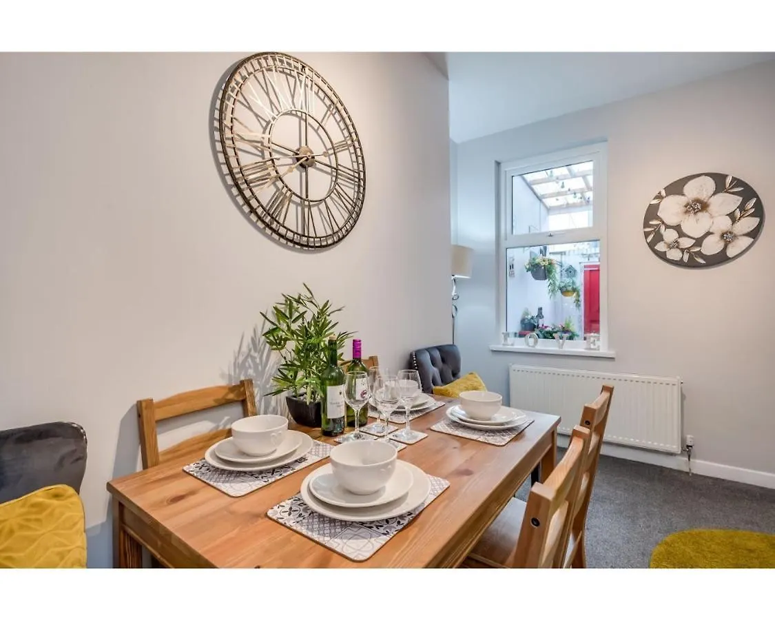 Central Belfast Apartments Ravenhill United Kingdom